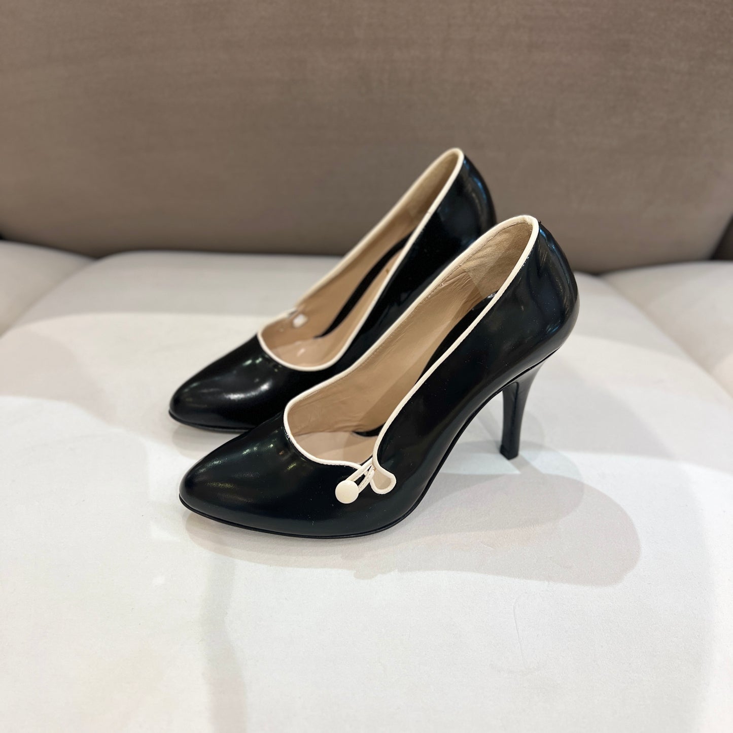 Fendi Vintage Black Leather with White Highlighted High Heels