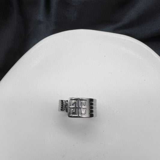 Givenchy Vintage 4G Logo Silver Color Open Ring #18