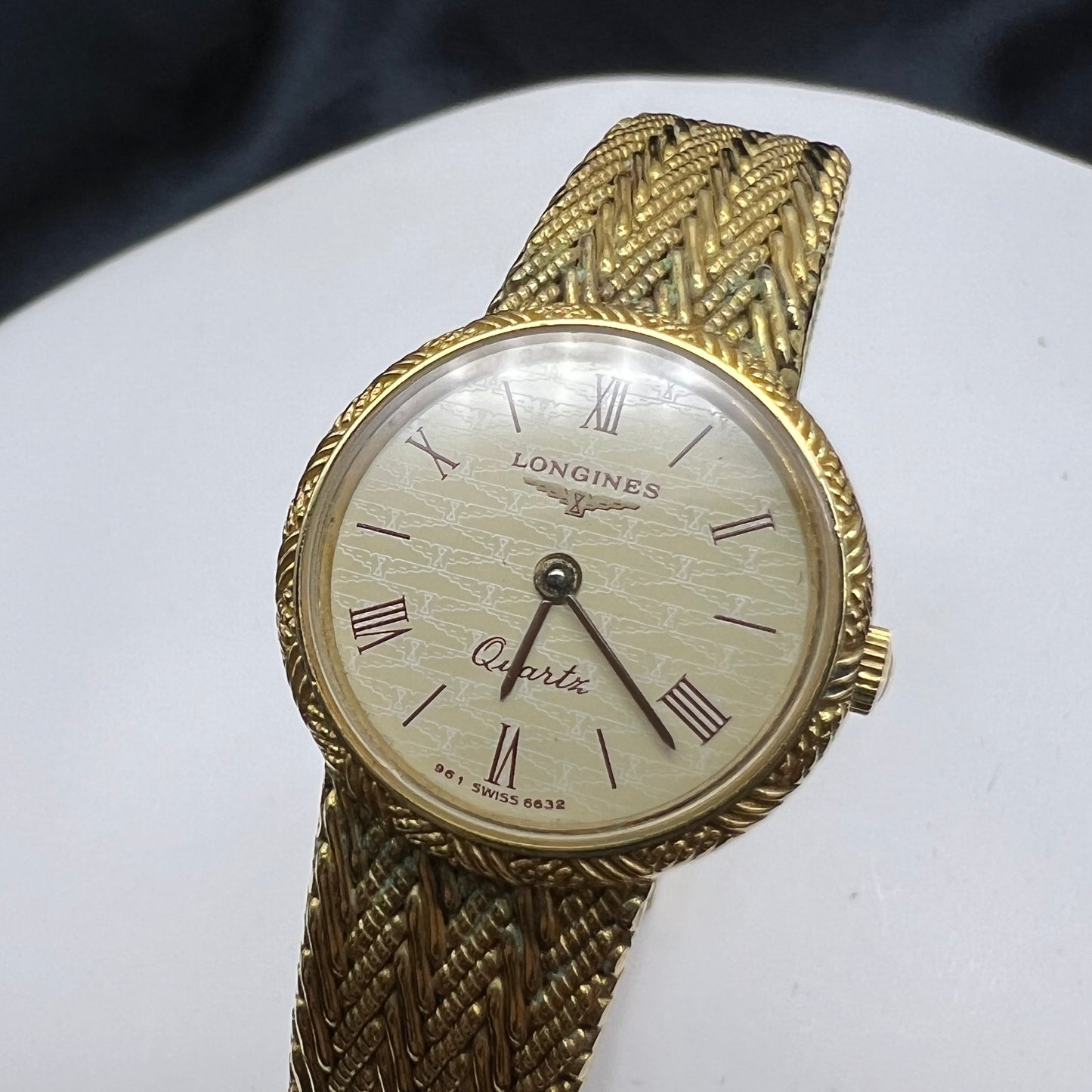 Longines Vintage White Face Circle Watch with Golden Bangle