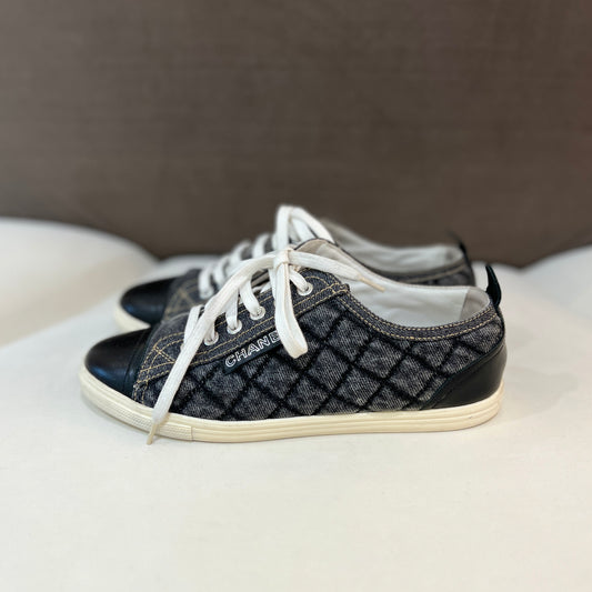 Chanel Denim and leather Sneaker