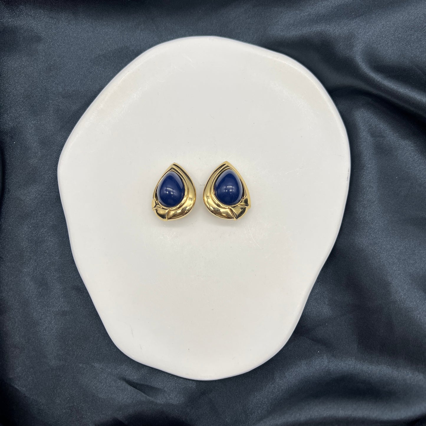 Givenchy Vintage Blue Color Stone In Golden Water Drop Clip-On Earrings