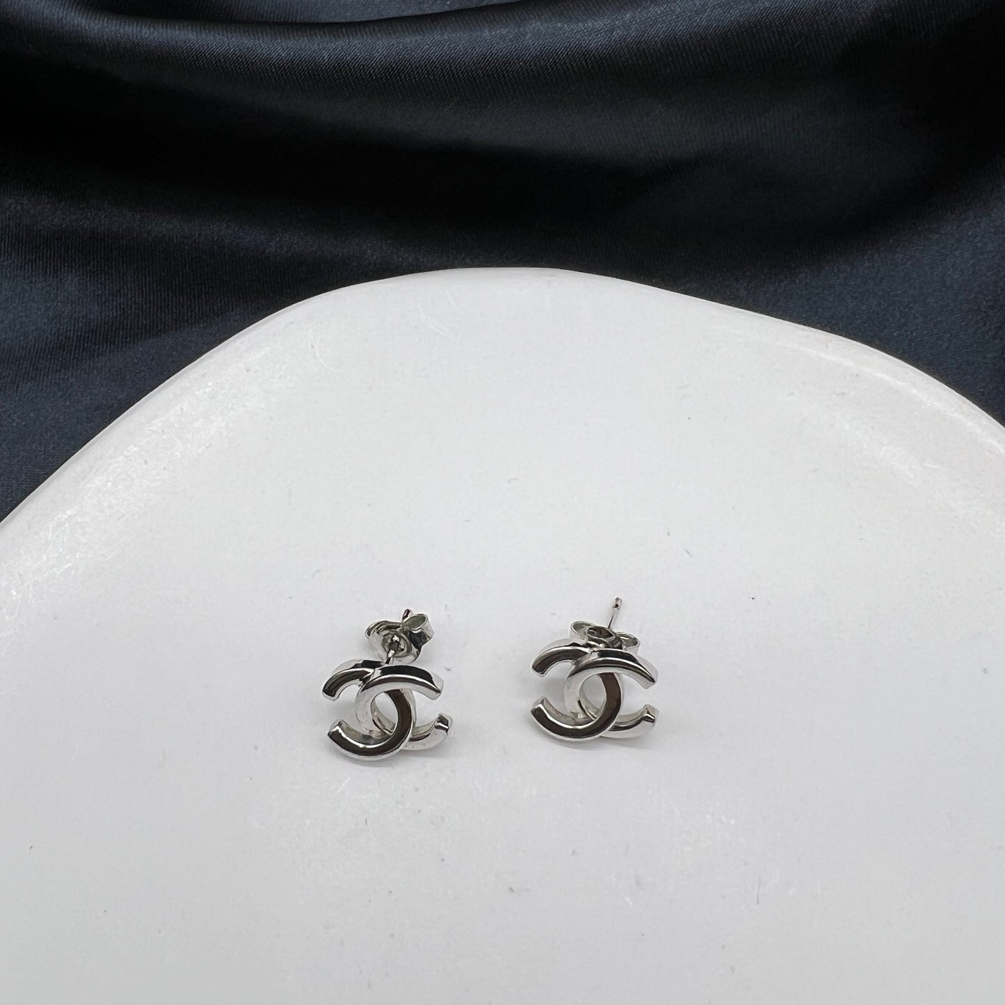 Chanel Vintage Classic CC Logo Silver Earrings