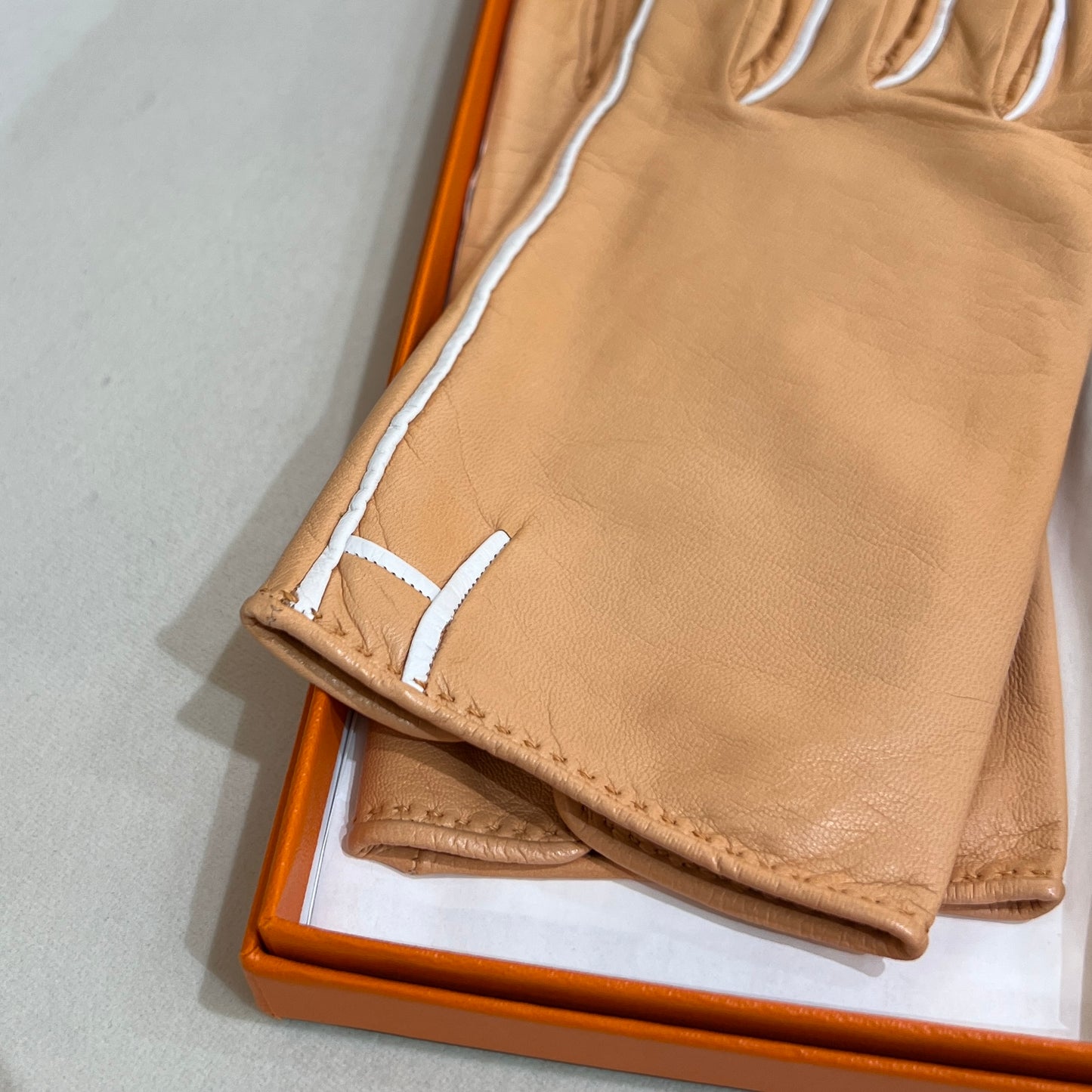 Hermes 愛馬仕中古橙色皮手套