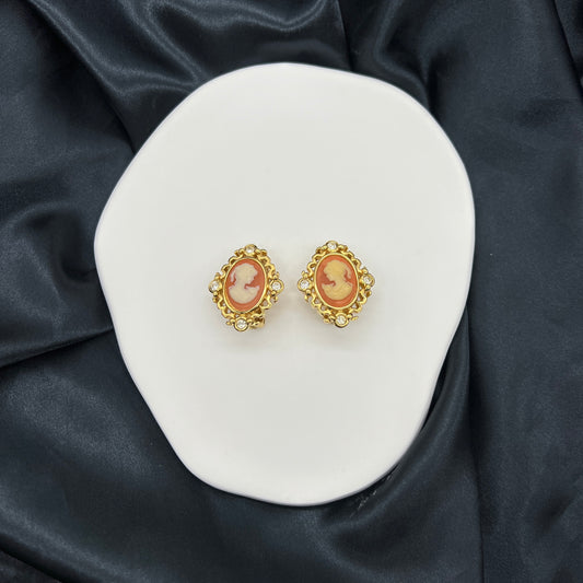 Burberry Cameo Motif Cilp-on Earrings