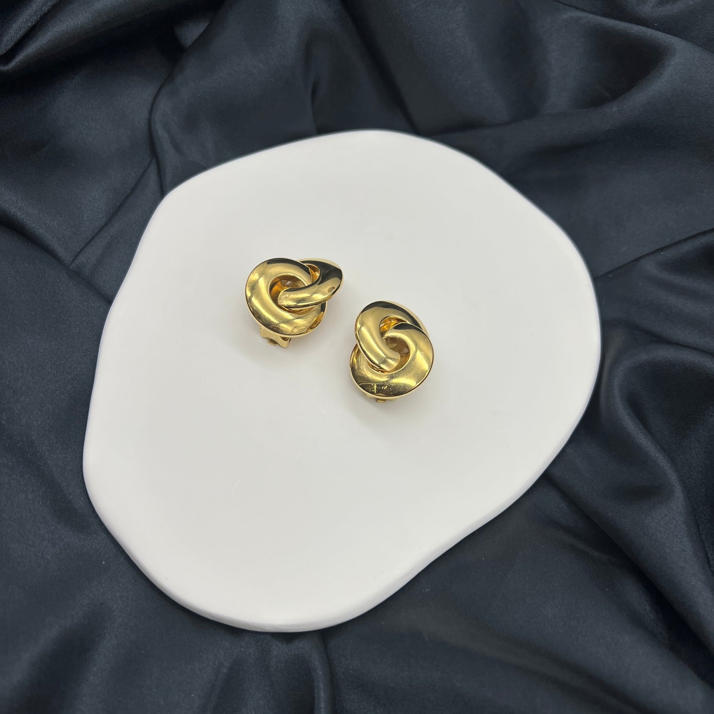 Christian Dior Twisted Circle Earrings