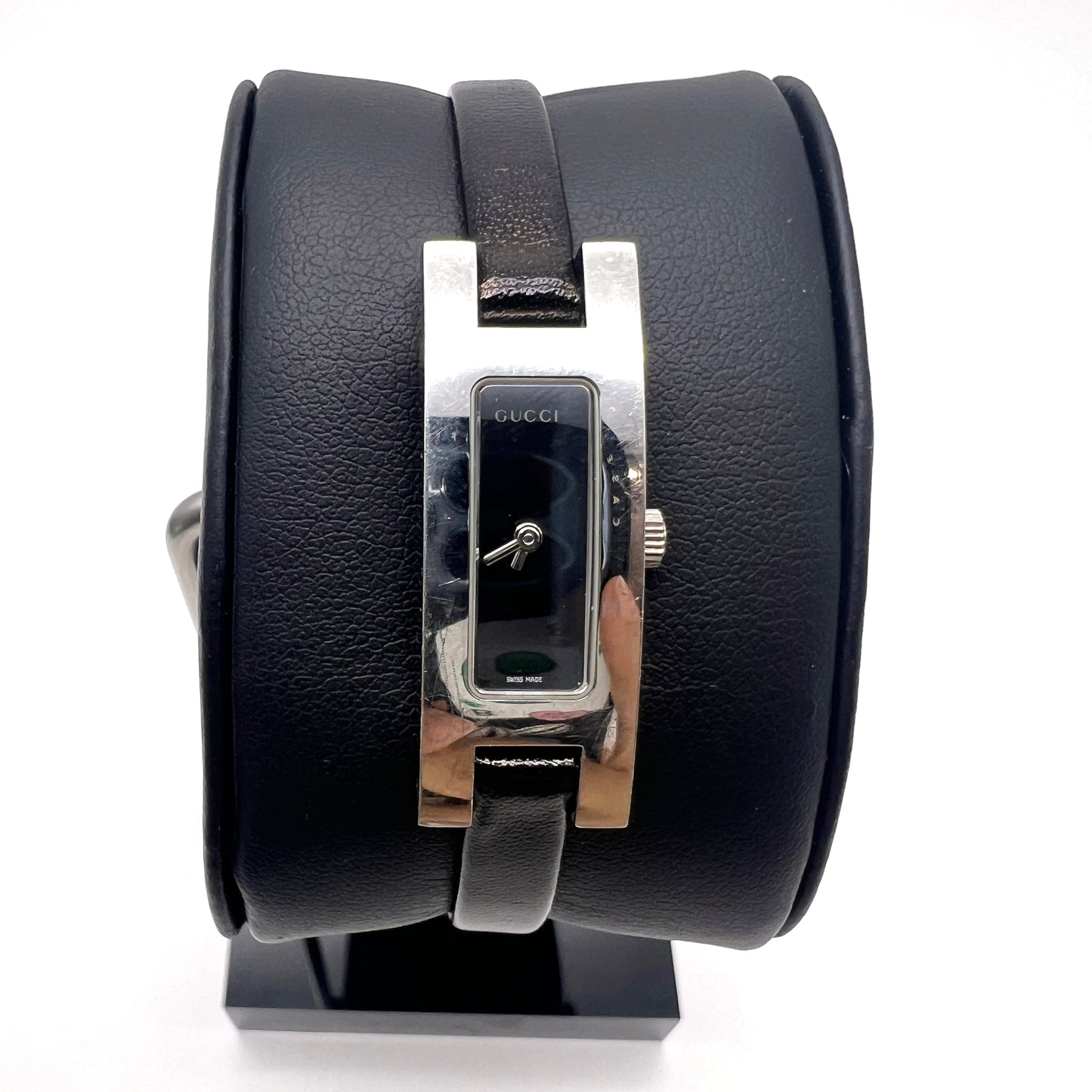 Gucci Vintage 3900L Black Dial Leather Mini Watch