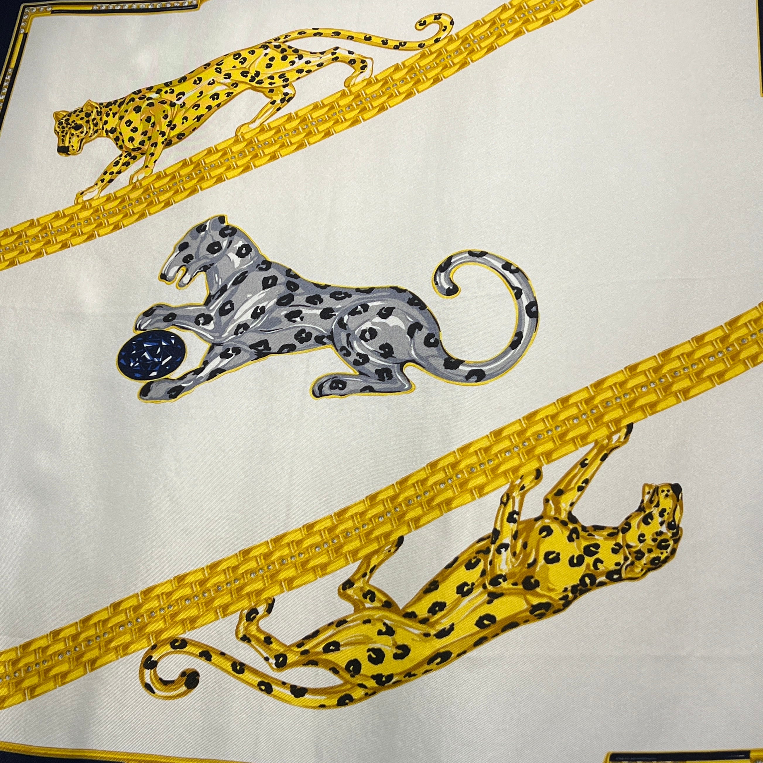 CARTIER leopard scarf with BOX and card Included 100 silk Scarf