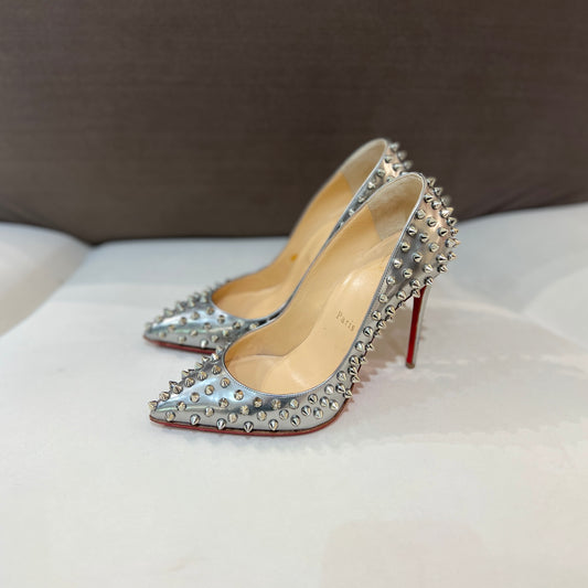 Christian Louboutin Patent Leather Pumps With With Signature Tonal Spikes (Size 36)