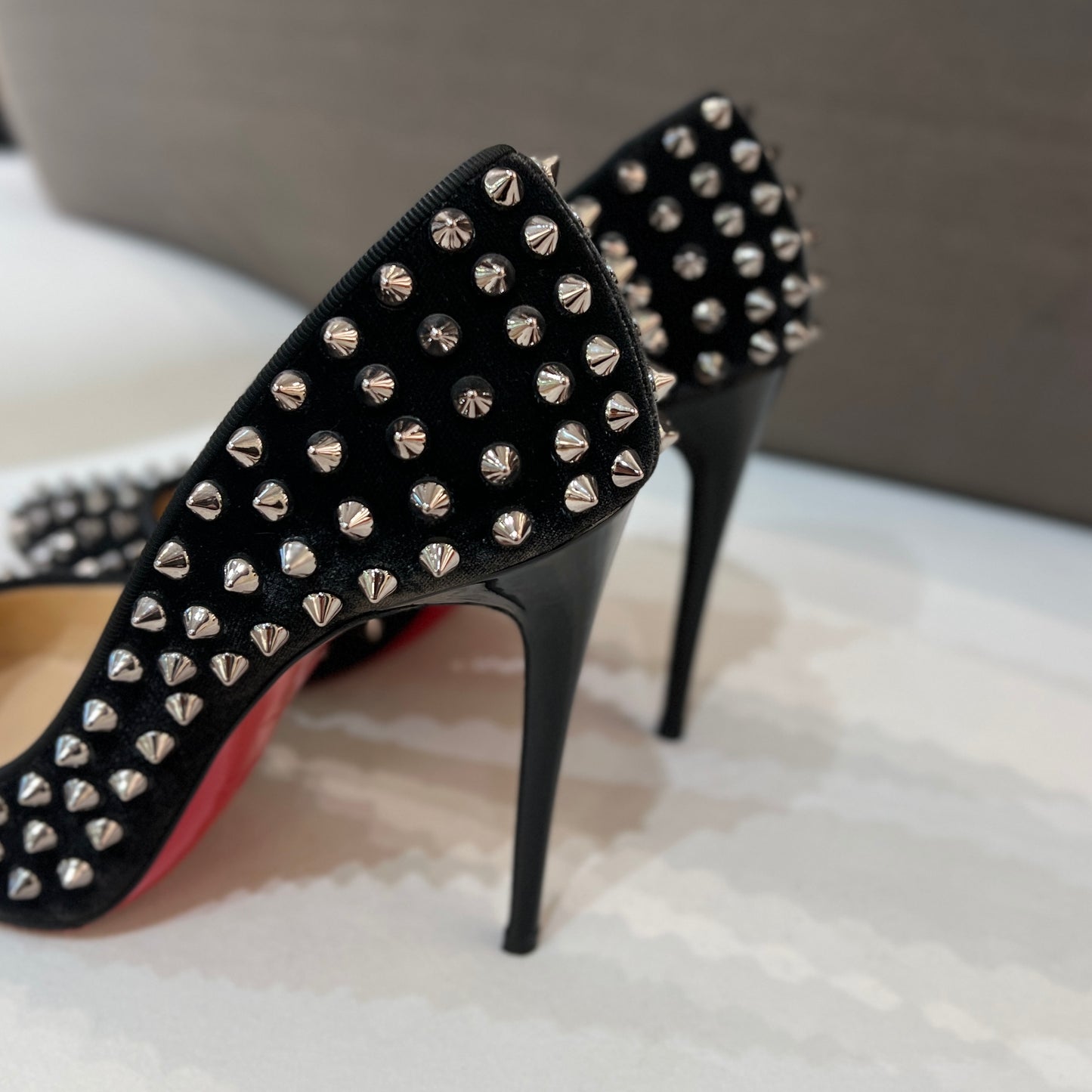 Christian Louboutin Velour & Leather Pumps With With Signature Tonal Spikes (Size 35)