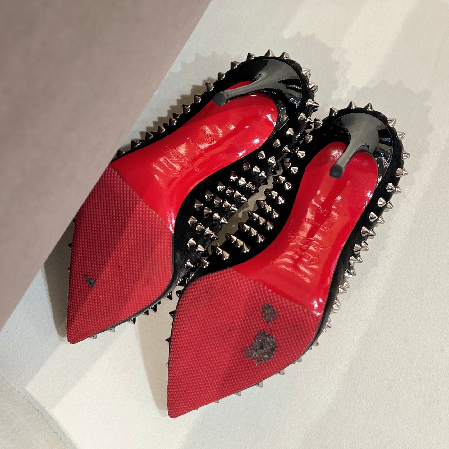 Christian Louboutin Velour & Leather Pumps With With Signature Tonal Spikes (Size 35)