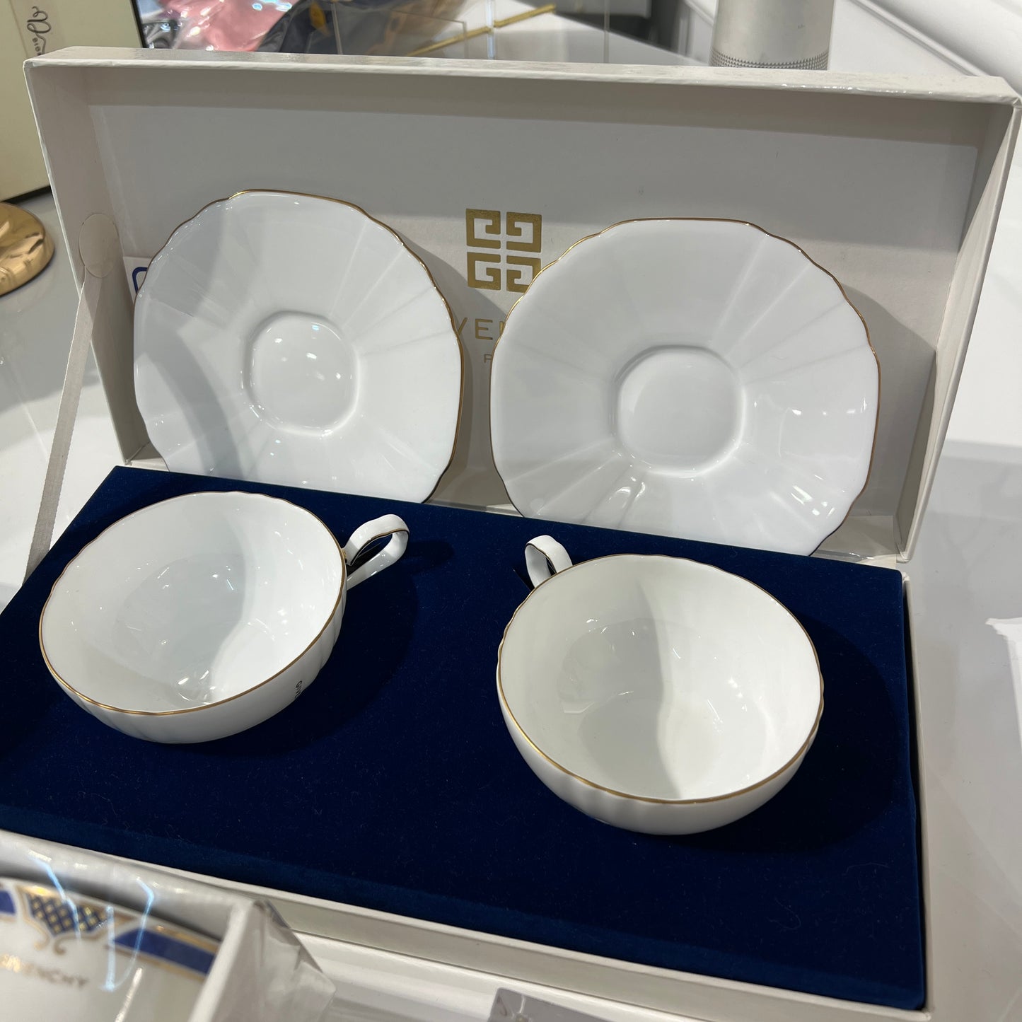 Givenchy 紀梵希中古未使用過的茶杯（2 件組）