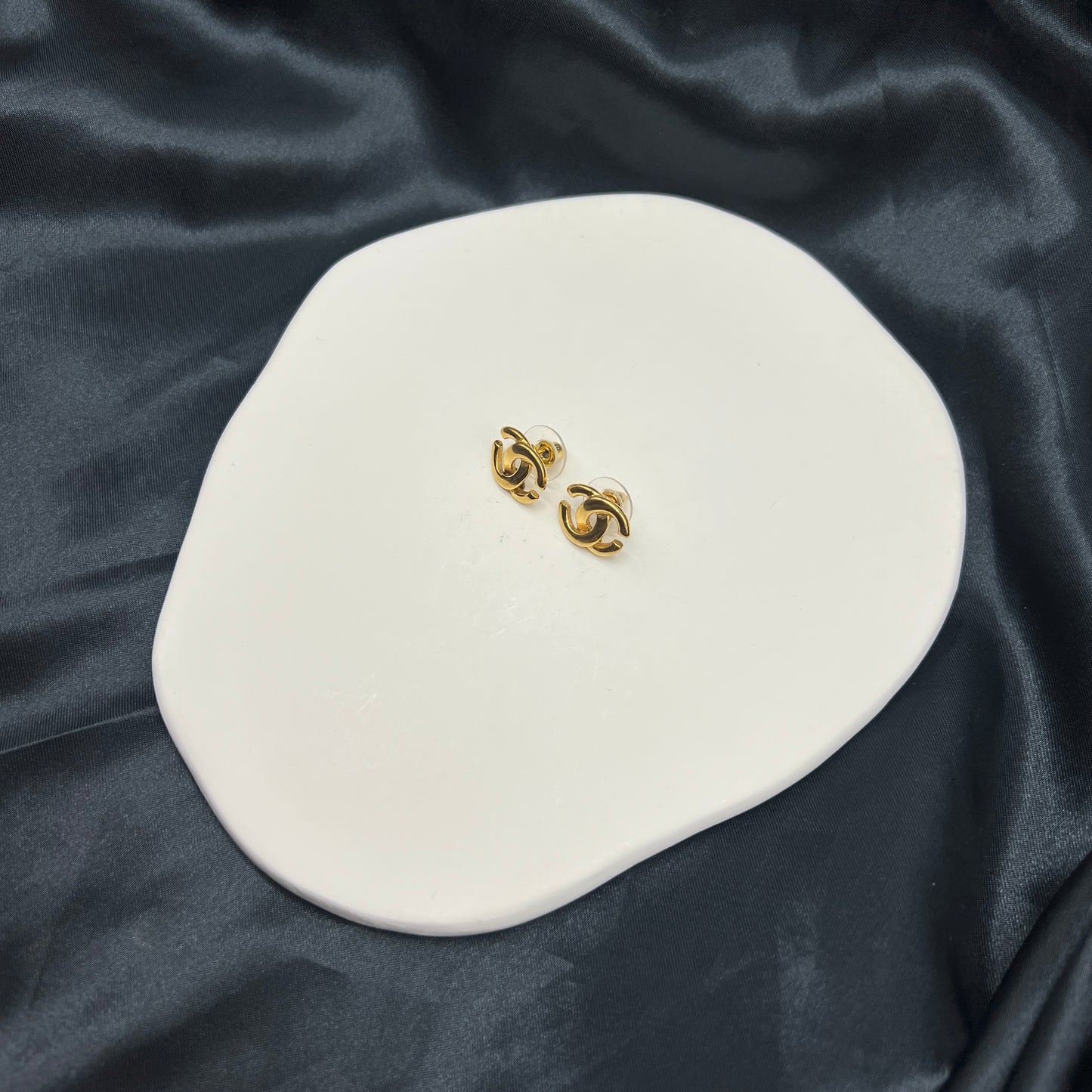 Chanel Cc Logo Golden Clip-On Earrings