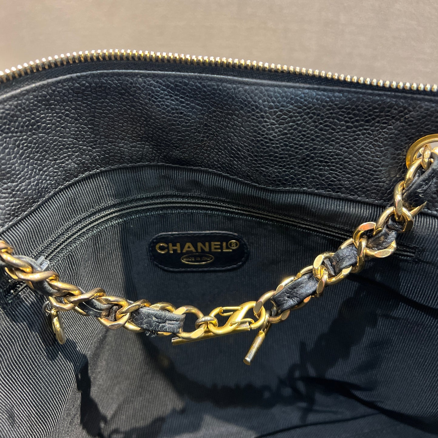 Chanel Vintage Cc Logo Golden Turn Lock Caviar Black Leather Shoulder Bag