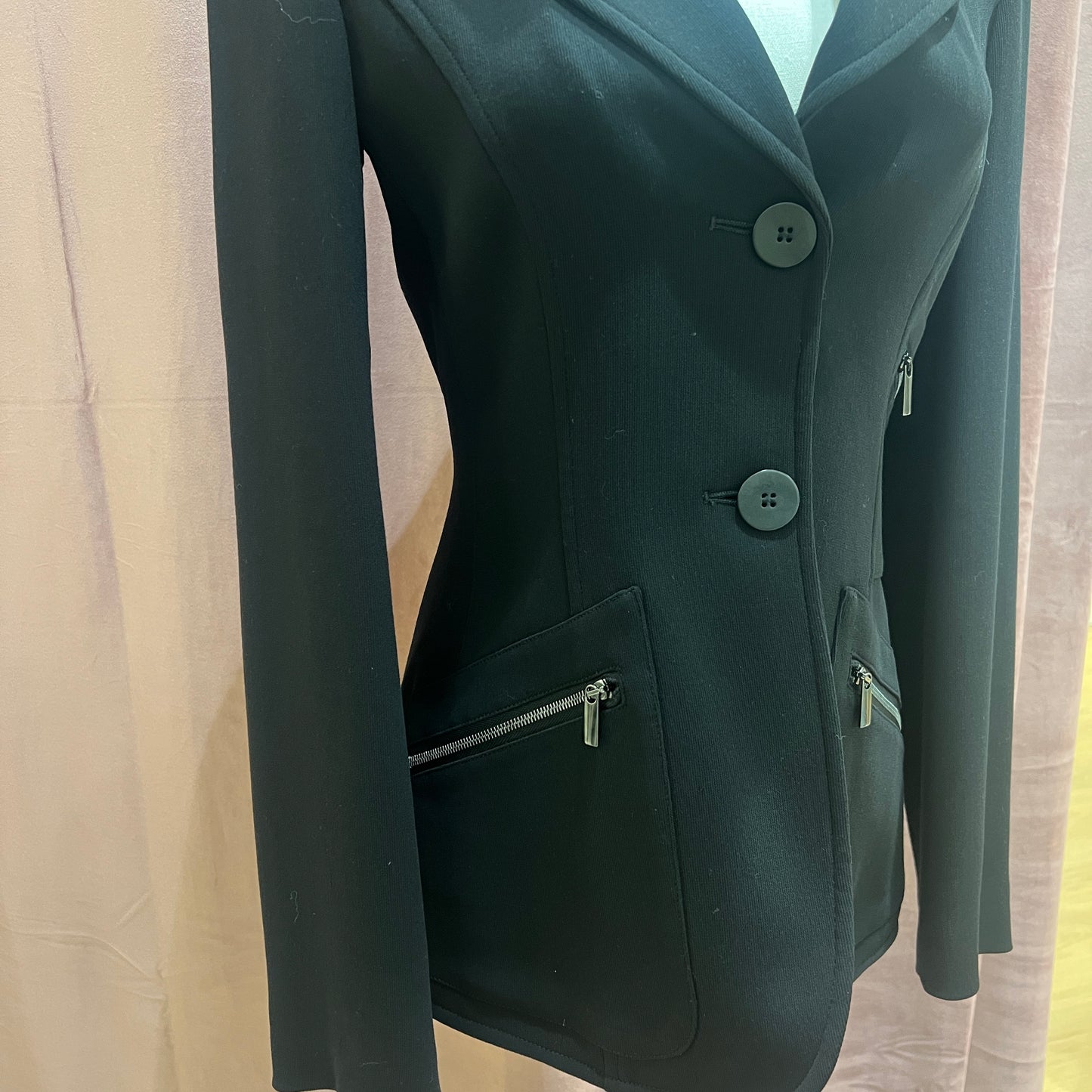 Armani Vintage Simple And Elegant Black Jacket