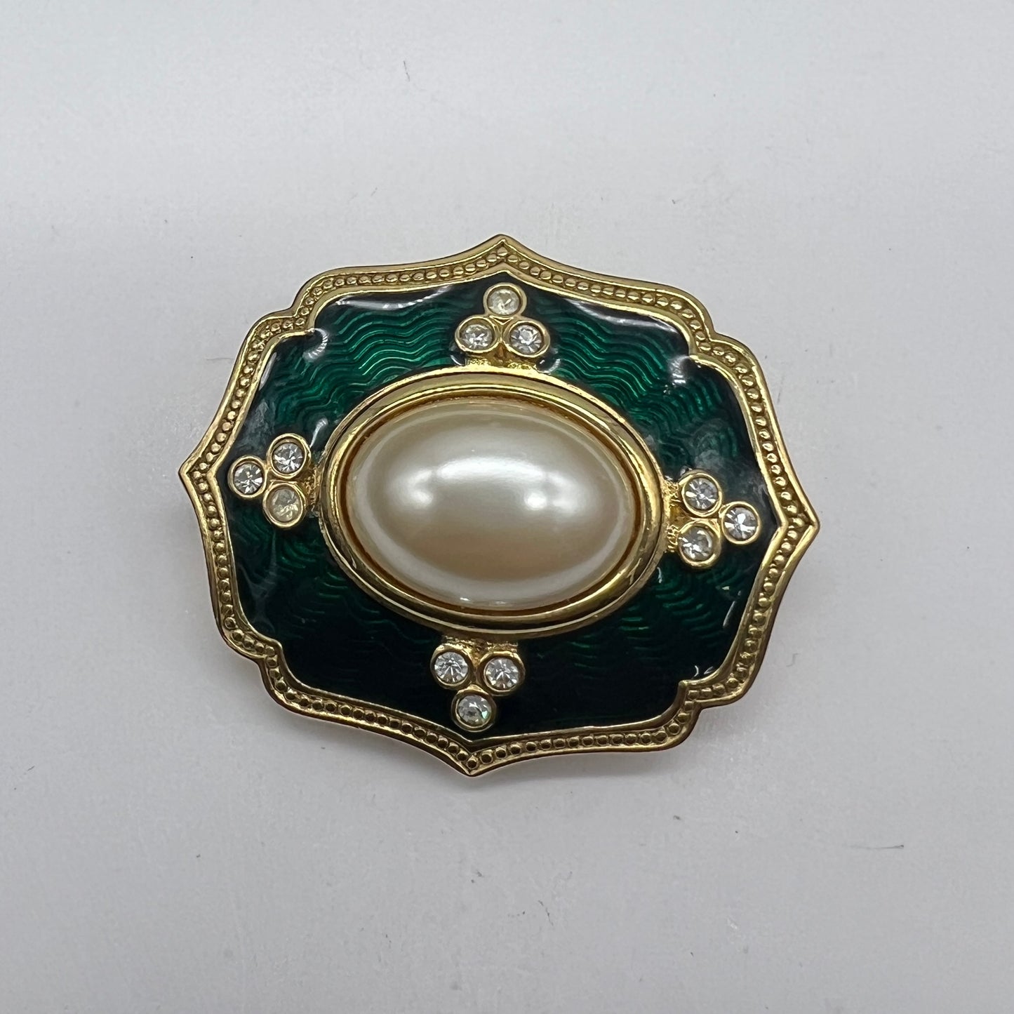 Burberry Vintage Emerald Green With Pearl Brooch