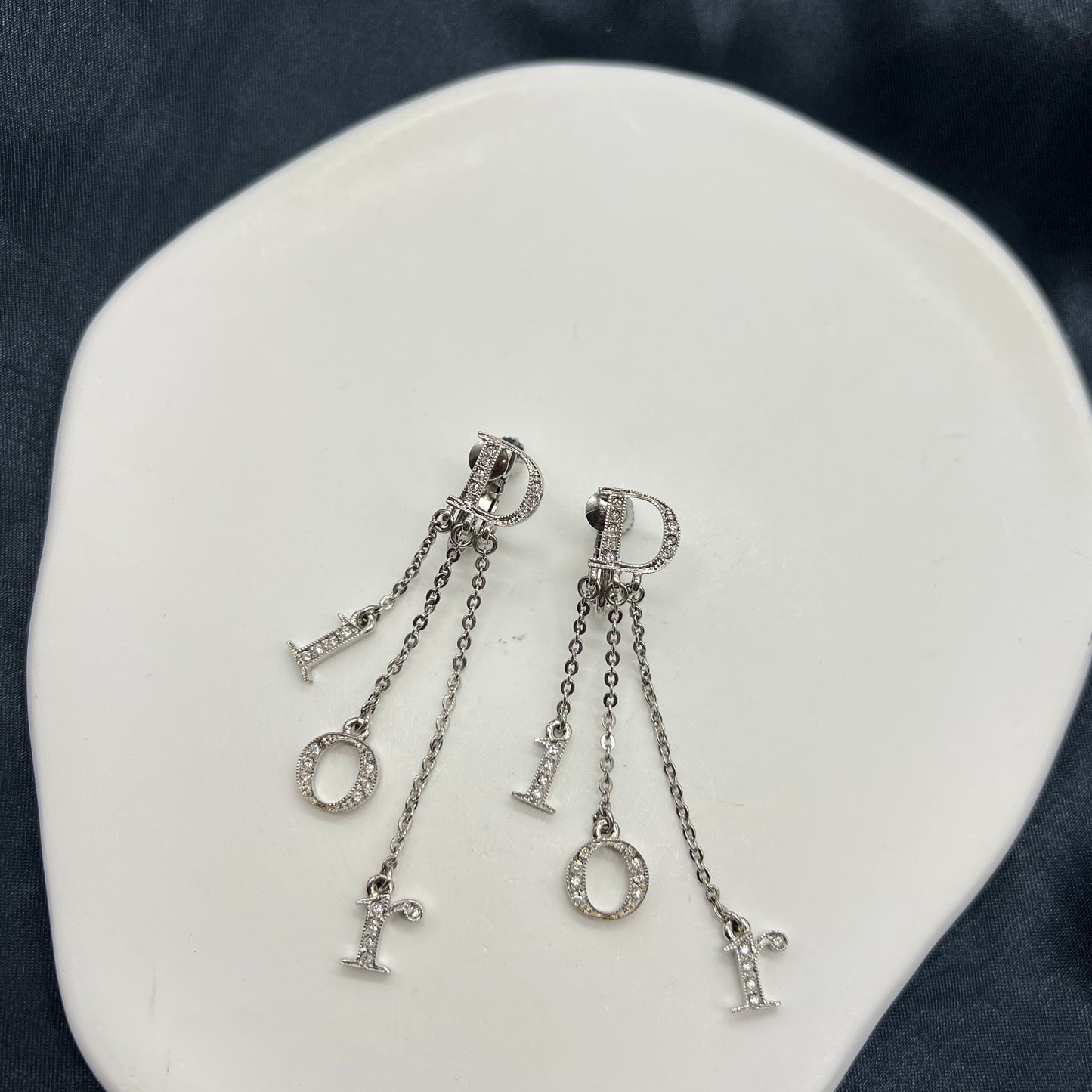 Christian Dior Vintage Logo Chain Clip-On Earrings In Silver Color