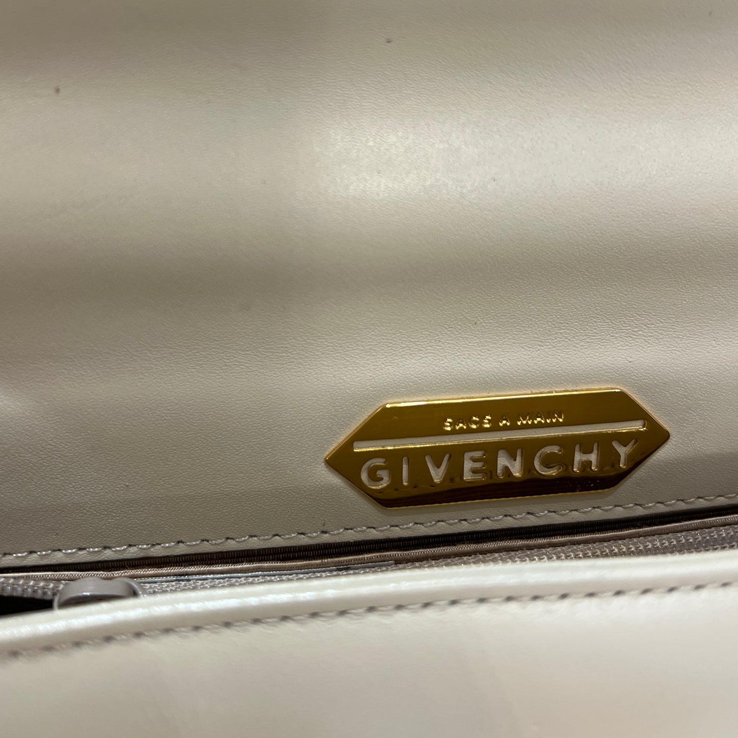 Givenchy Vintage Beige Kelly Handbag With Extra Golden Buckle