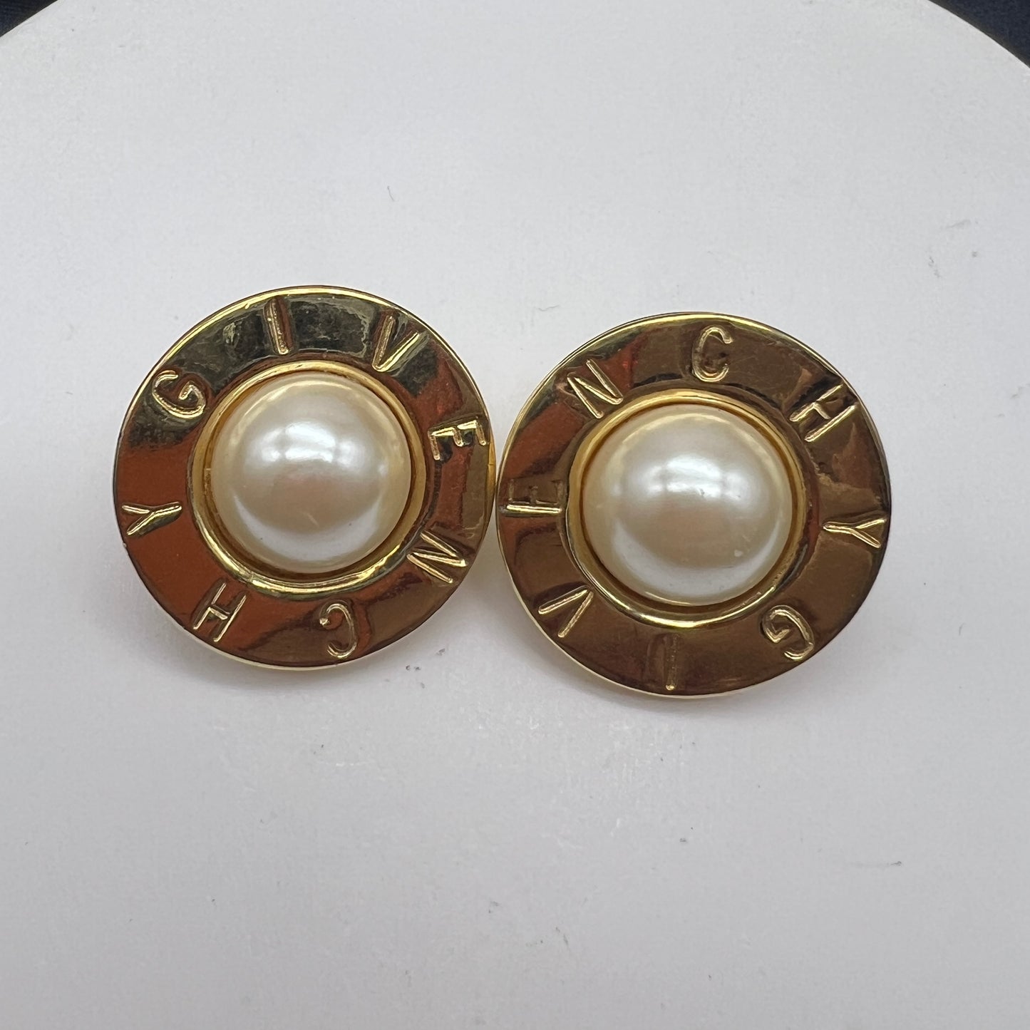 Givenchy Vintage Pearl With Big Circle Clip-On Earrings