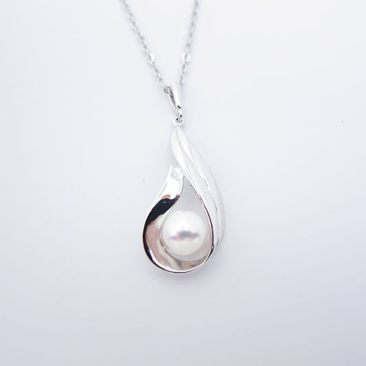 Mikimoto Vintage Akoya Pearl with Drop Shape Pendant Silver Necklace