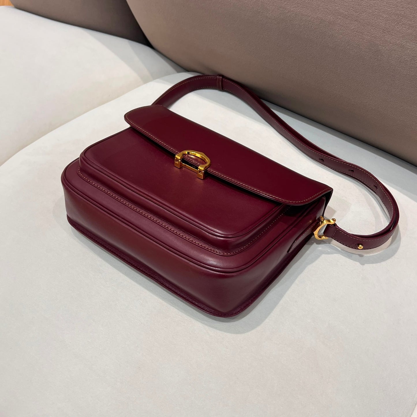 Cartier Vintage Mast De Cartier Bordeaux Leather Shoulder Bag