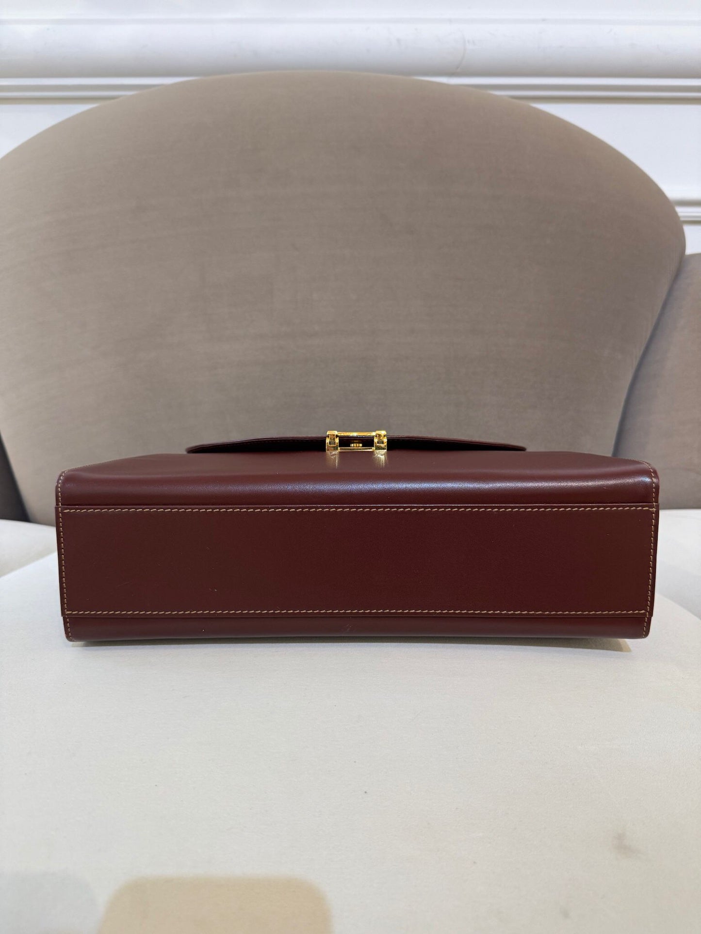 Cartier Vintage Must Line Bordeaux Leather Gold Clasp Handbag
