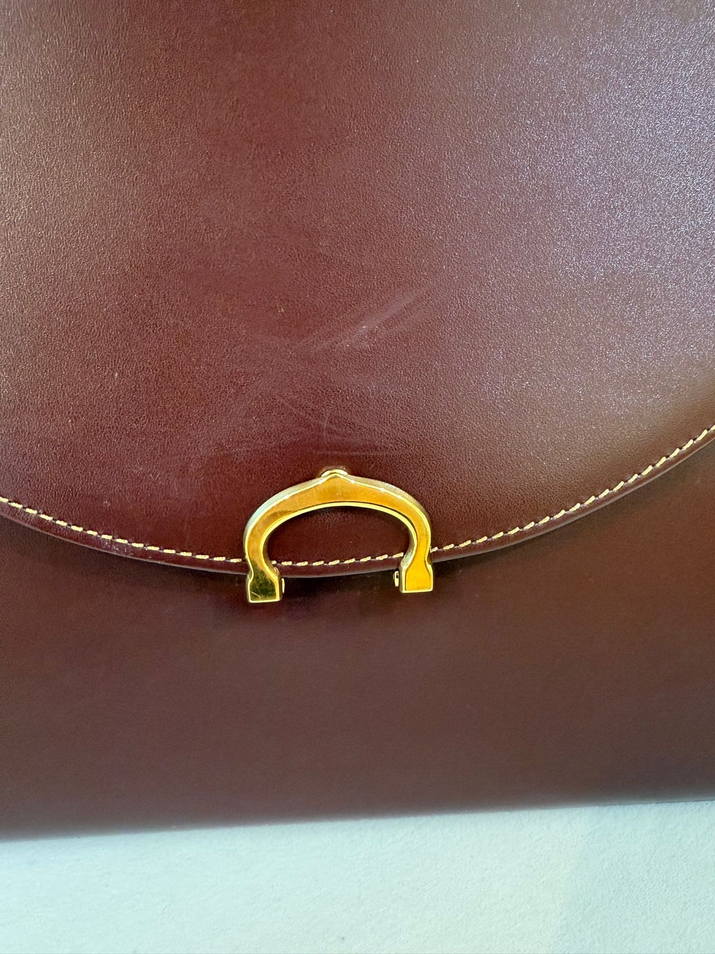 Cartier Vintage Must Line Bordeaux Leather Gold Clasp Handbag