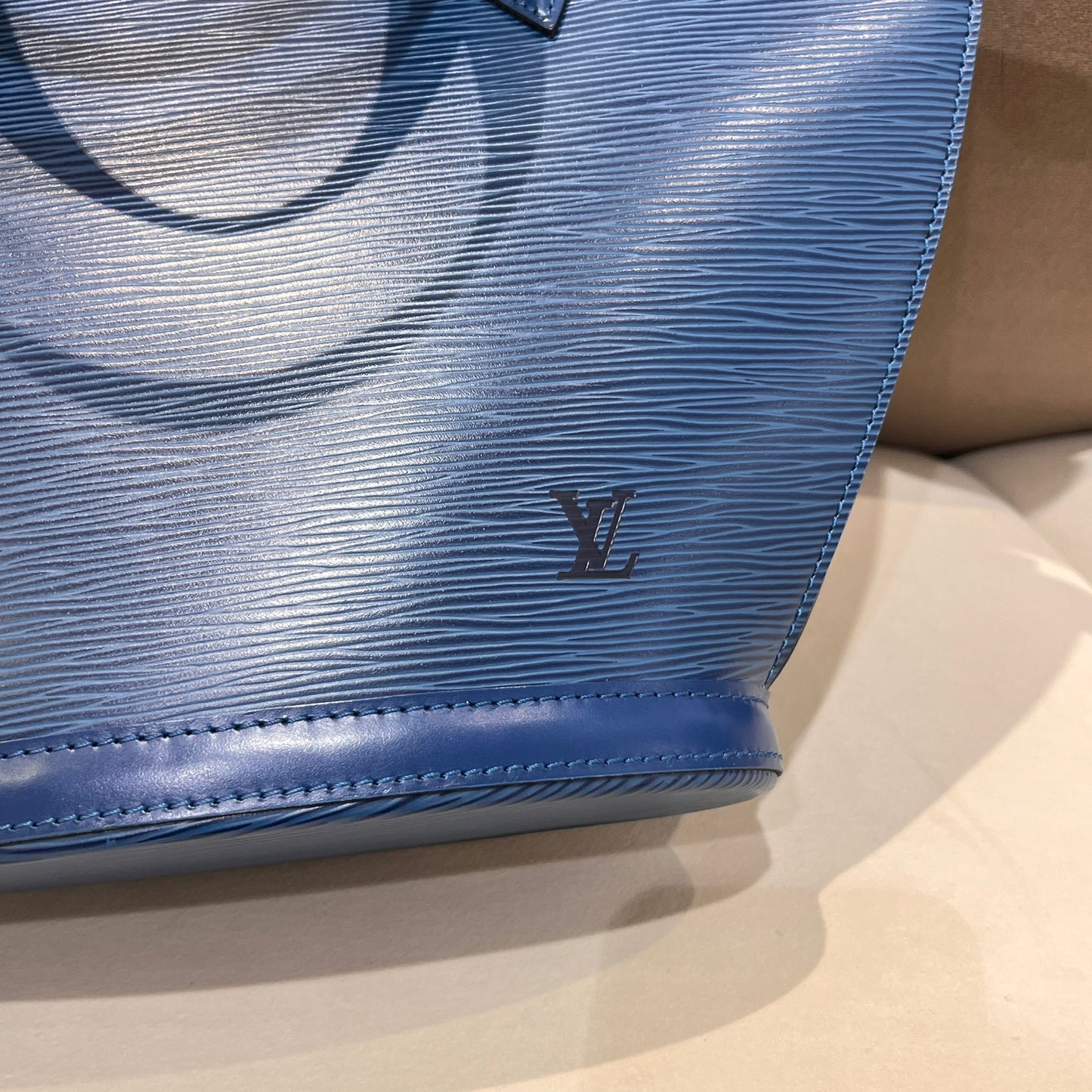 Louis Vuitton Vintage Epi Saint-Jacques Blue Leather Structured Handbag