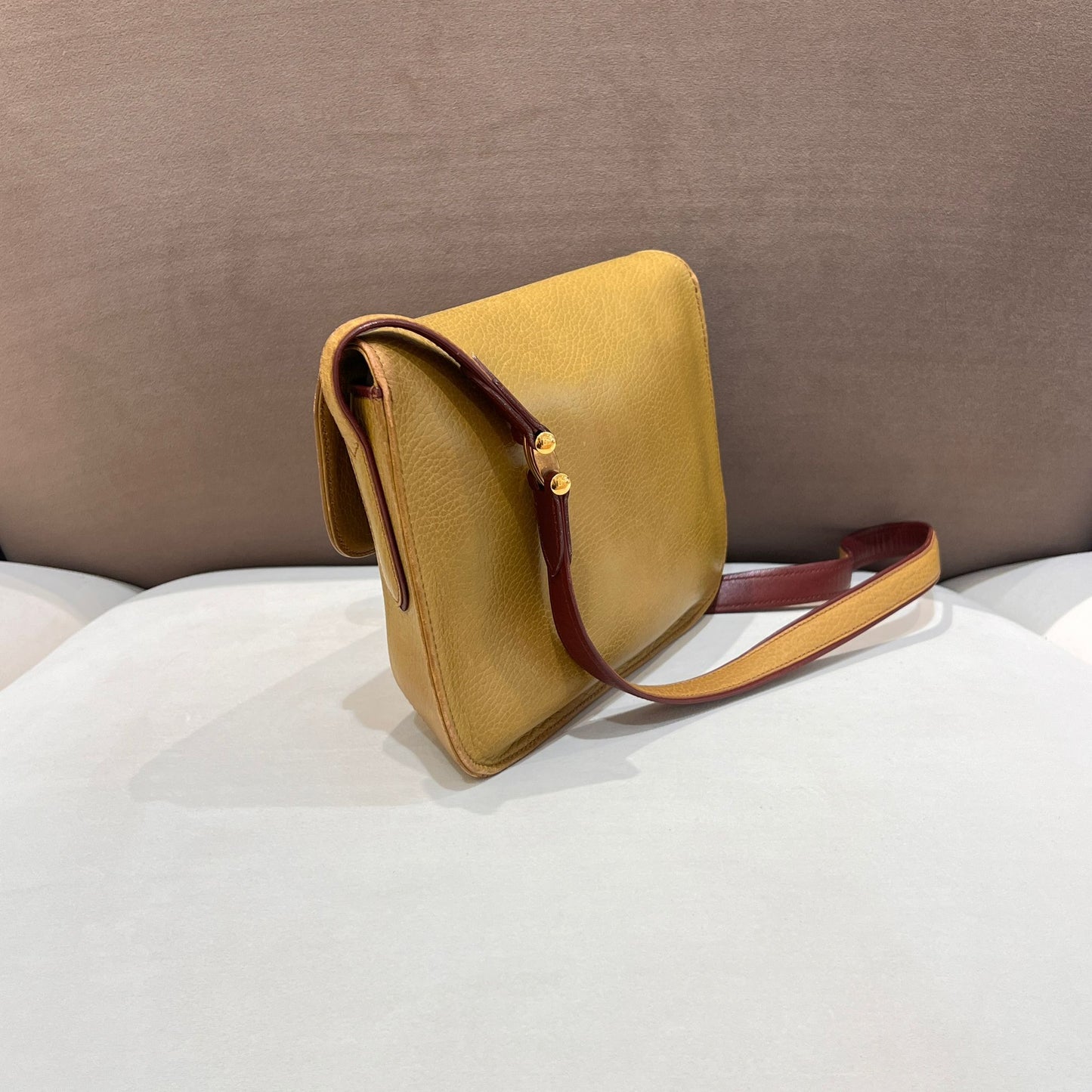 Cartier Vintage Must De Cartier Grained Leather Mustard Yellow Shoulder Bag