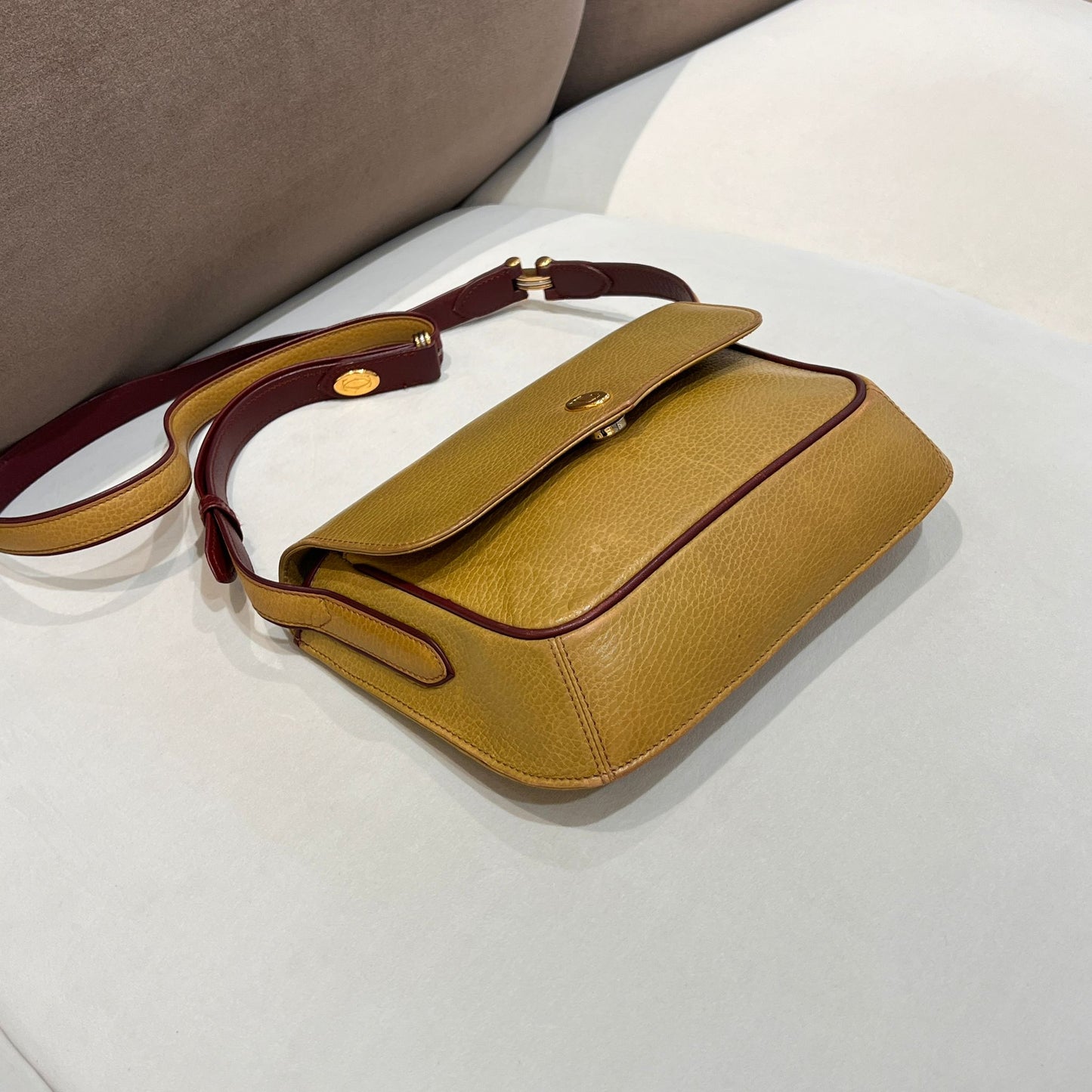 Cartier Vintage Must De Cartier Grained Leather Mustard Yellow Shoulder Bag