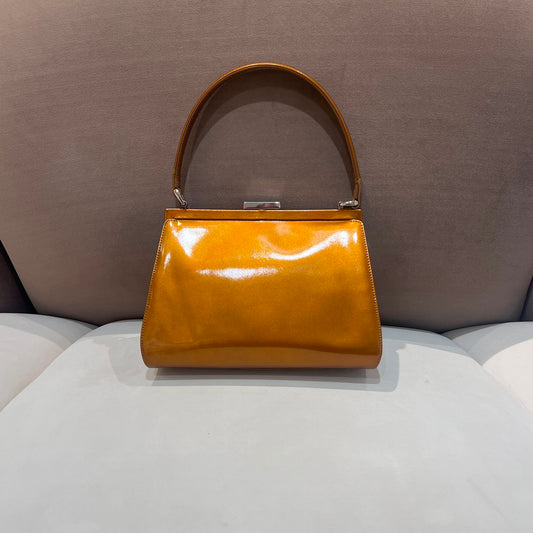 Gucci Vintage Cognac Leather Kiss-Lock Frame Handbag