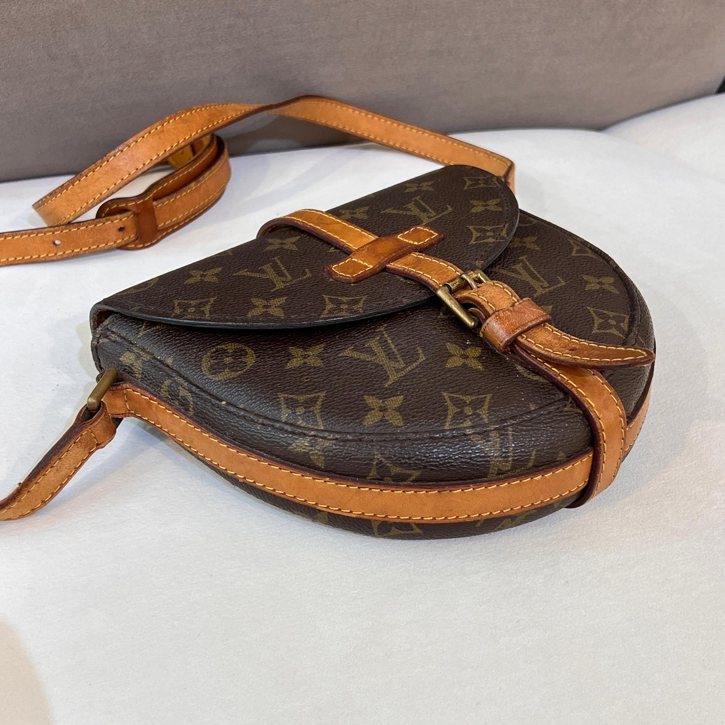 Louis Vuitton Vintage Monogram Shanti Pm Saddle Shoulder Bag