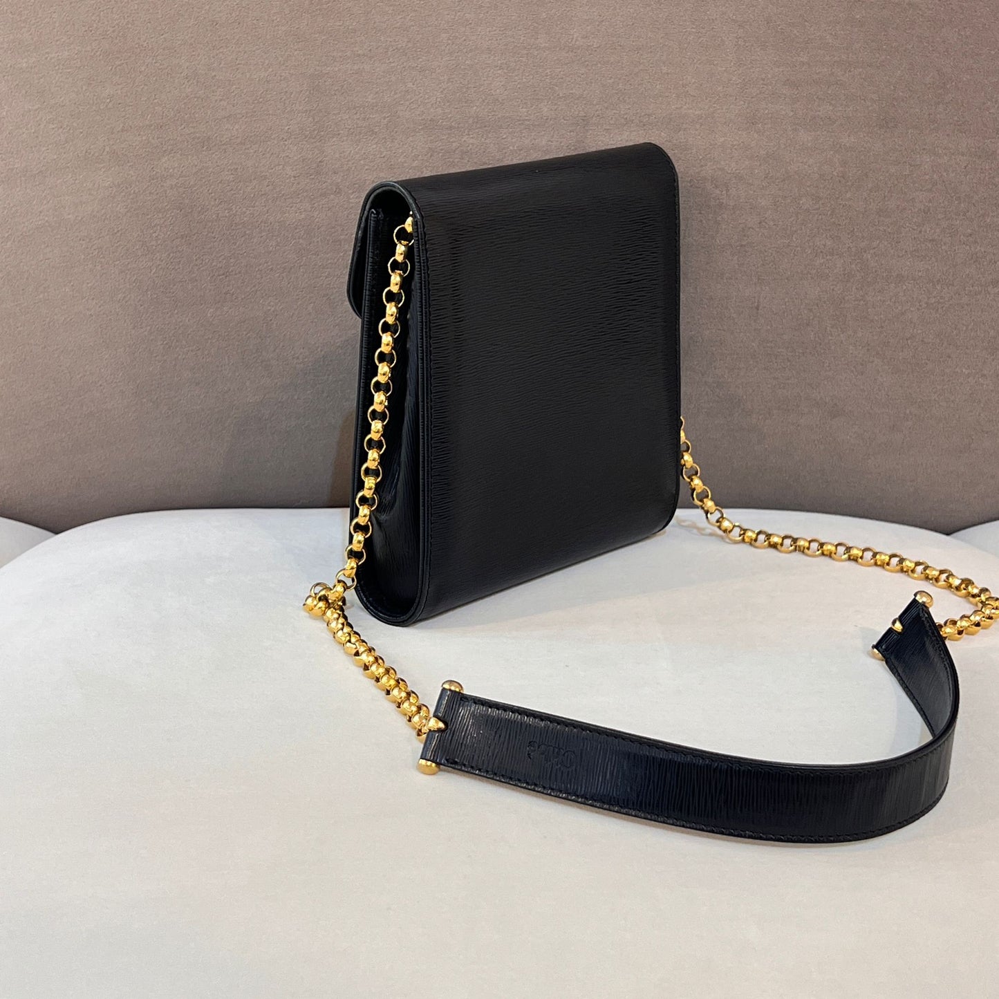 Chloé Vintage Black Leather Chain Shoulder Bag