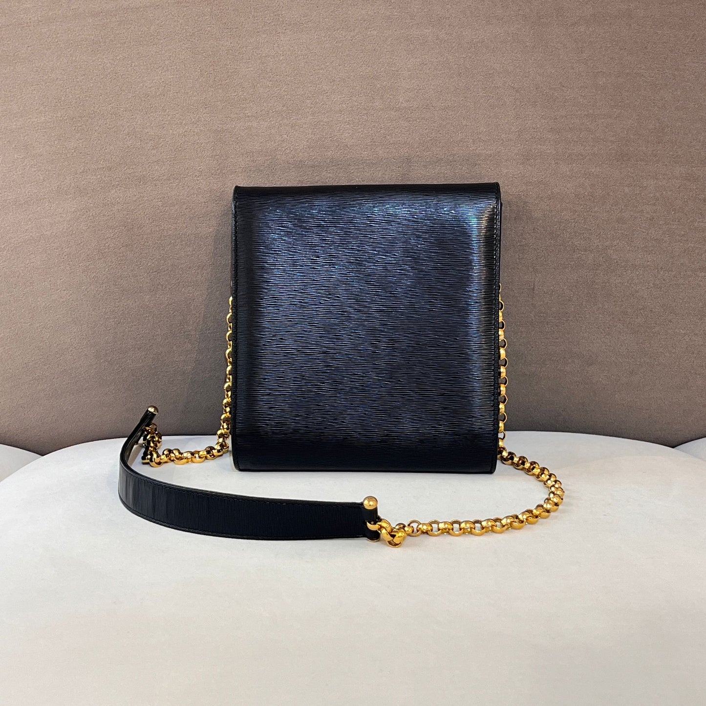 Chloé Vintage Black Leather Chain Shoulder Bag