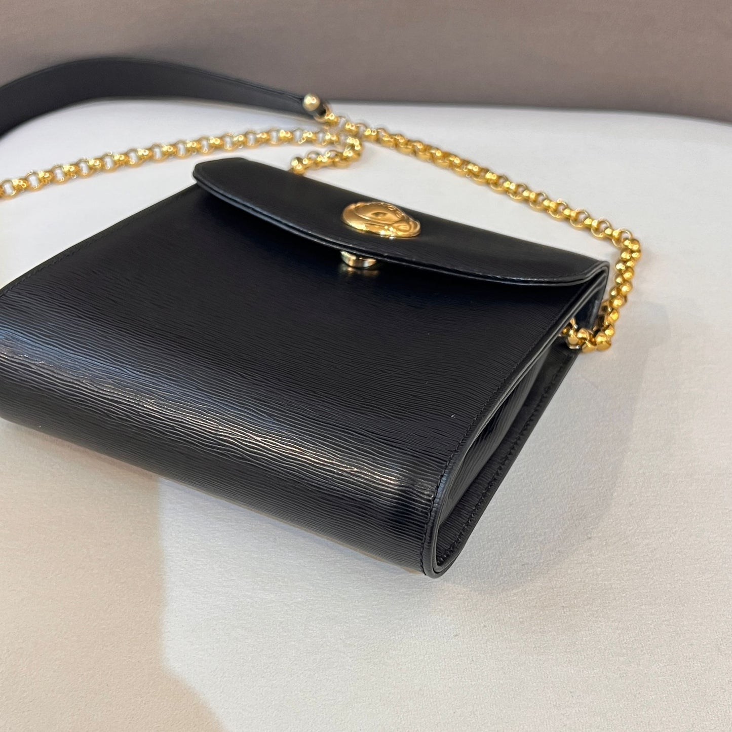 Chloé Vintage Black Leather Chain Shoulder Bag