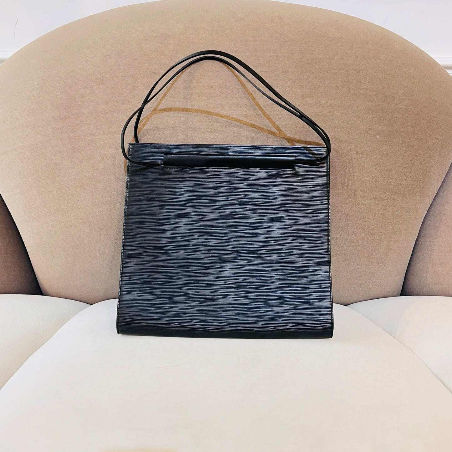 Louis Vuitton Vintage Saint Tropez Noir Epi Leather Semi-Shoulder Bag