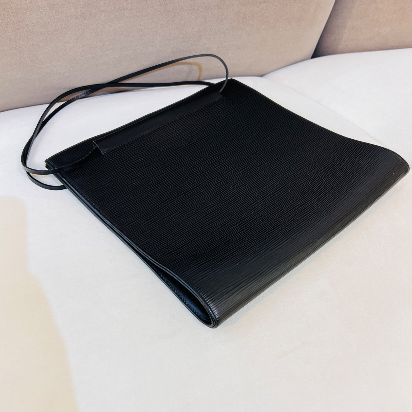 Louis Vuitton Vintage Saint Tropez Noir Epi Leather Semi-Shoulder Bag