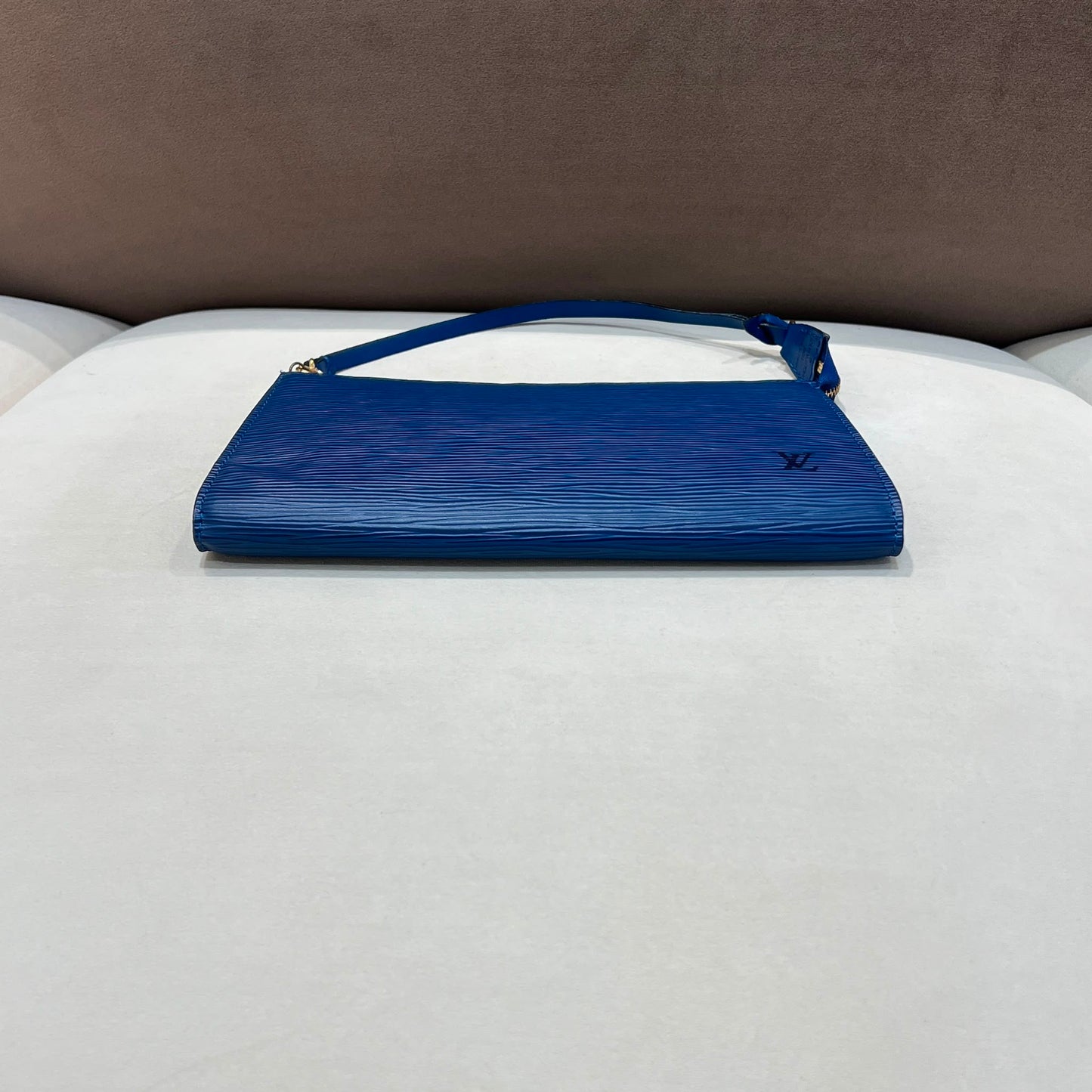 Louis Vuitton Vintage Blue Epi Pochette Accessoires M52945