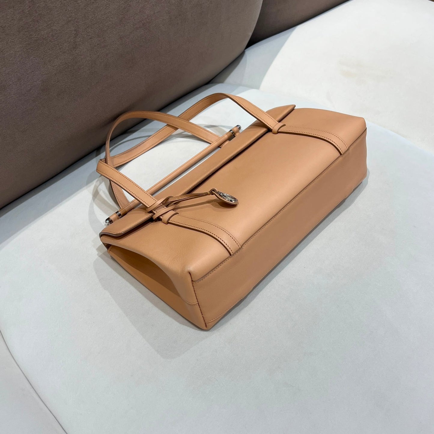 Cartier Vintage Beige Cabochon Leather Flap Handbag