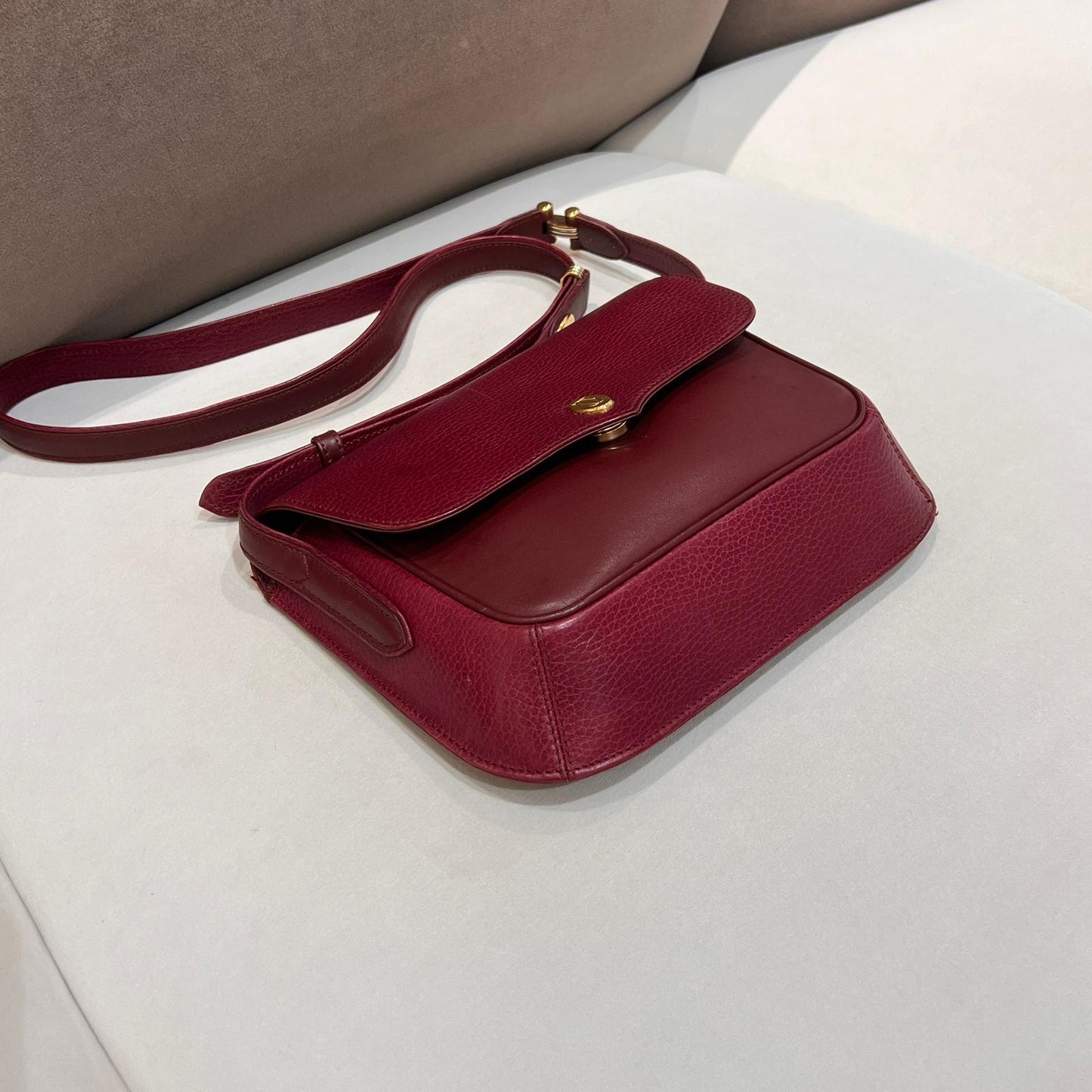 Cartier Vintage Burgundy Leather Must De Cartier Shoulder Bag