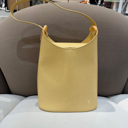 Louis Vuitton Vintage Epi Verseau Vanille Shoulder Bag