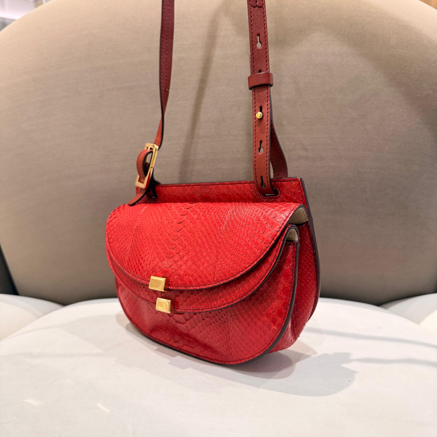 Chloé Georgia Mini red python leather shoulder bag – angled front view