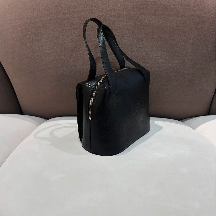 Christian Dior Vintage black leather oval turn-lock handbag – additional view 04