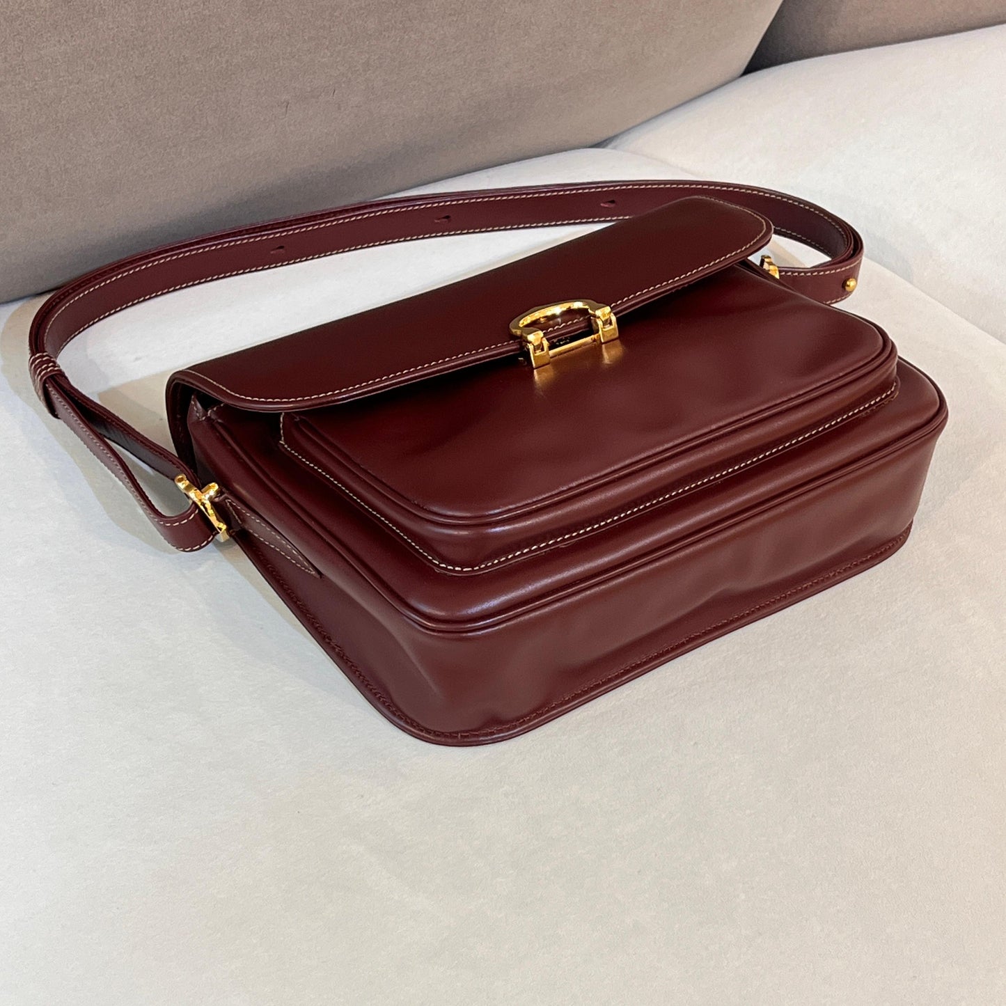 Cartier Vintage Mast Line Bordeaux Leather Shoulder Bag