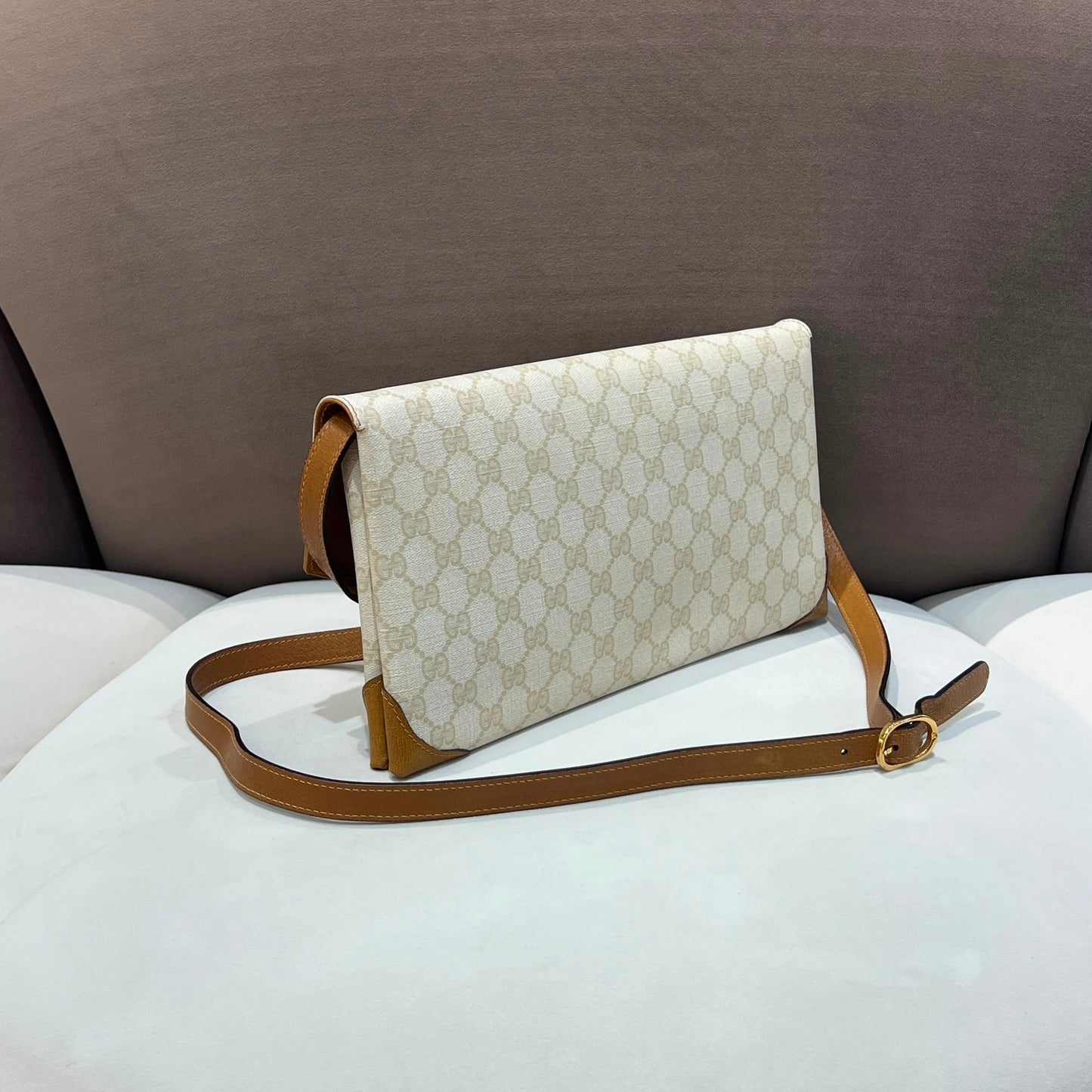 Gucci Vintage Beige Gg Supreme Canvas Envelope Shoulder Bag
