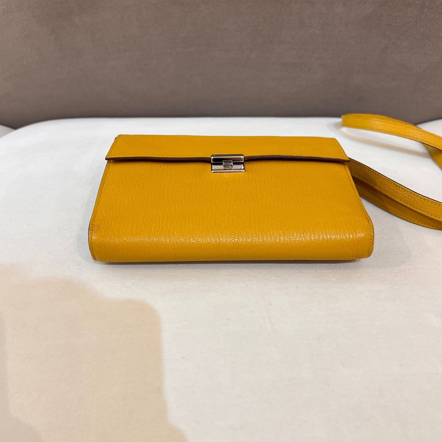 Hermès Click 16 Sun Yellow Leather Shoulder Bag