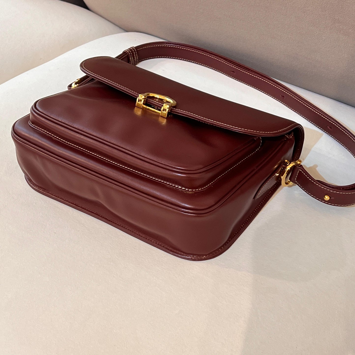 Cartier Vintage Mast Line Bordeaux Leather Shoulder Bag