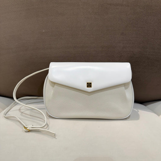 Givenchy Vintage White Leather 4G Logo Shoulder Bag