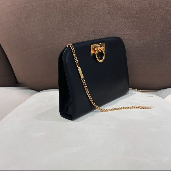 Ferragamo Vintage black Gancini chain shoulder bag – additional view 02