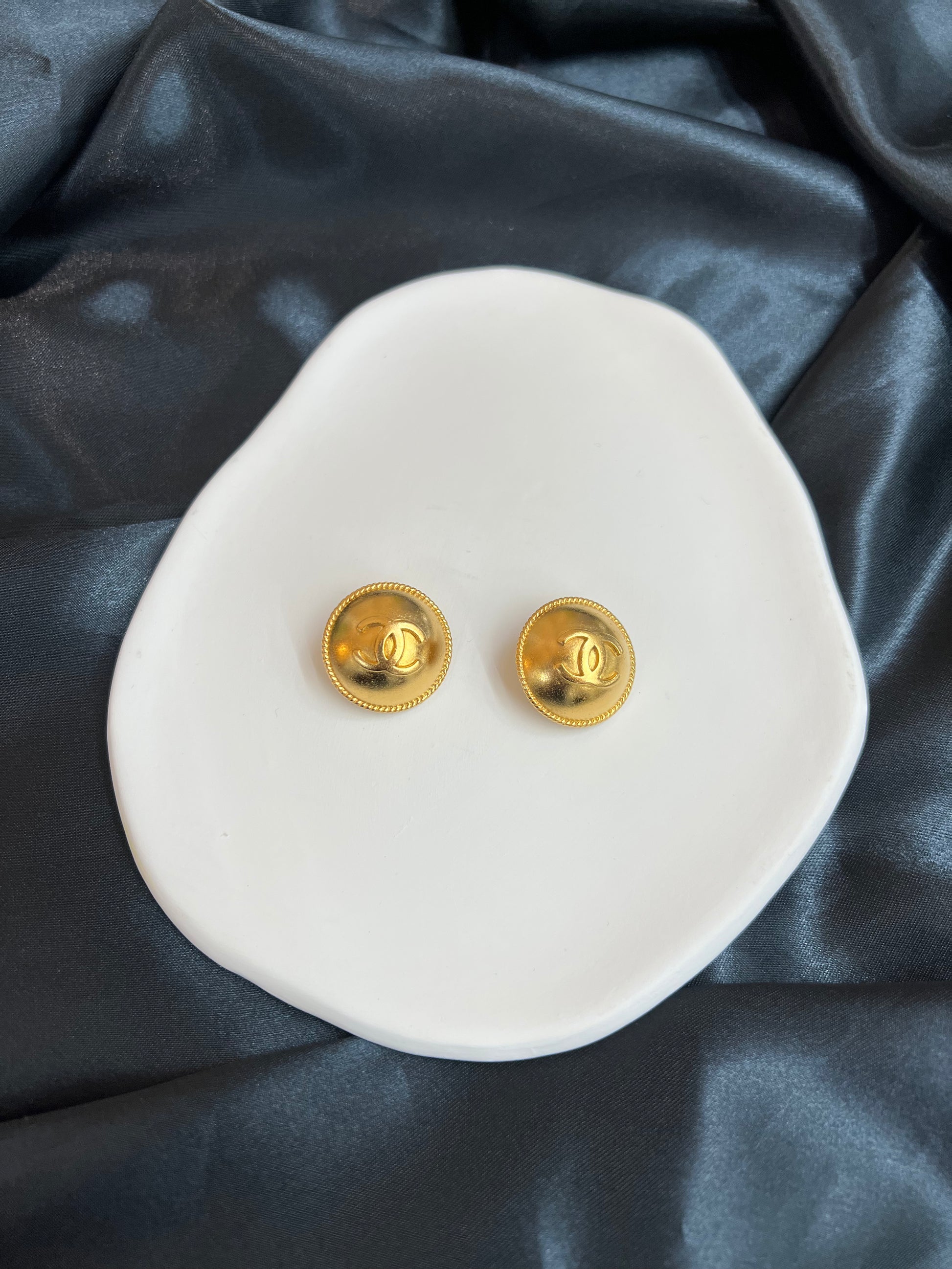 Chanel earrings 2025 near me